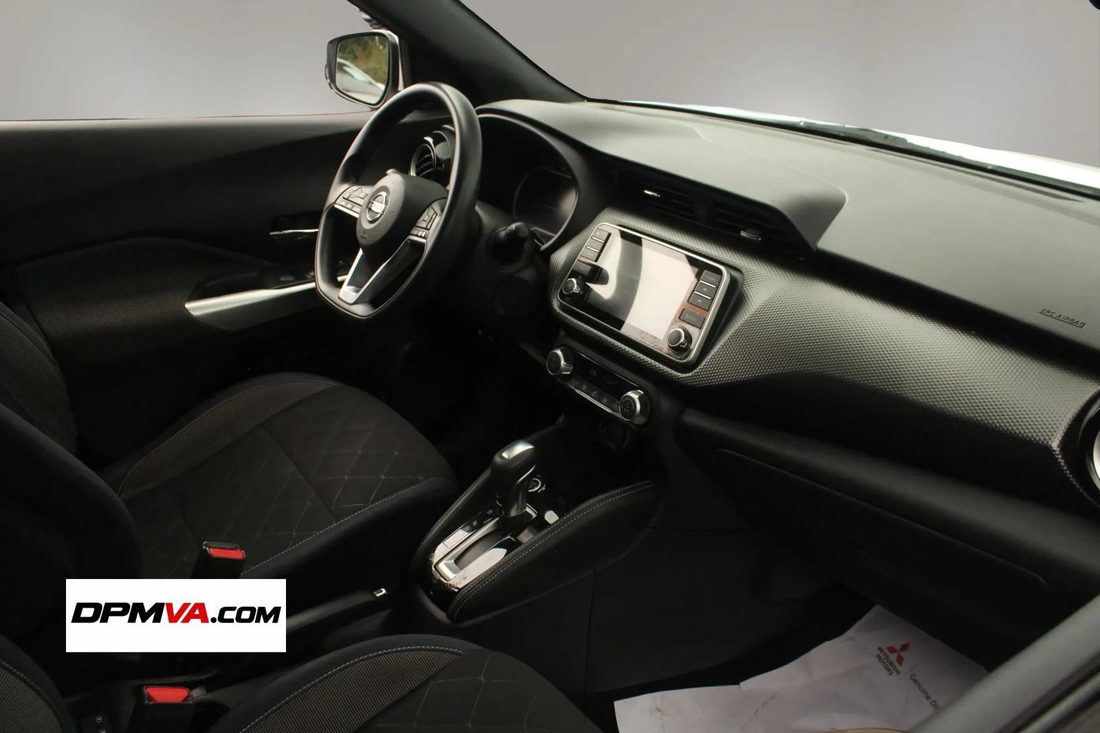 Used 2018 Nissan Kicks SV FWD image 23