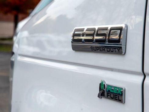 Used 2014 Ford E-350 and Econoline 350 Super Duty image 9