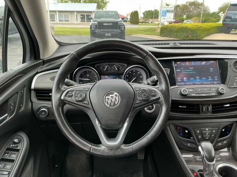 Used 2020 Buick Envision Essence w/ Experience Buick Package FWD image 8