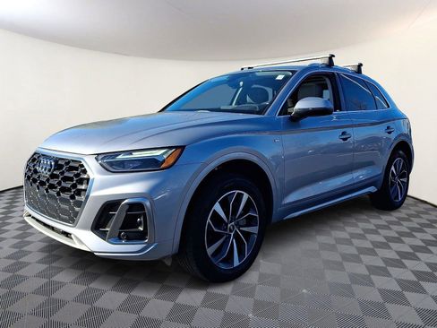 Used 2022 Audi Q5 2.0T Premium Plus w/ Premium Plus Package image 3