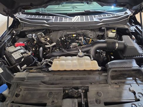 Used 2022 Ford F150 XLT w/ Equipment Group 302A High AWD/4WD image 17