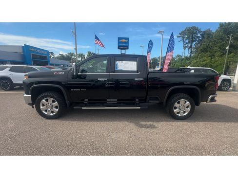 Used 2022 Chevrolet Silverado 2500 LTZ AWD/4WD image 5
