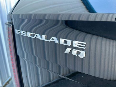 New 2025 Cadillac Escalade IQ Luxury 2 image 4