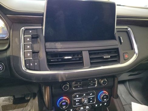 Used 2024 Chevrolet Tahoe High Country w/ Premium Package image 10