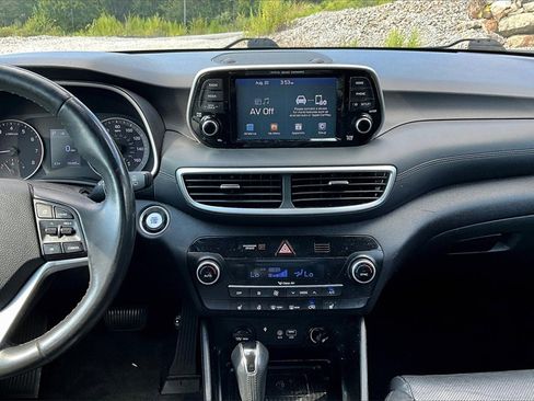 Used 2019 Hyundai Tucson Limited image 30