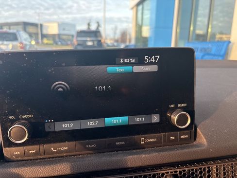 Used 2022 Honda Civic Sport image 2