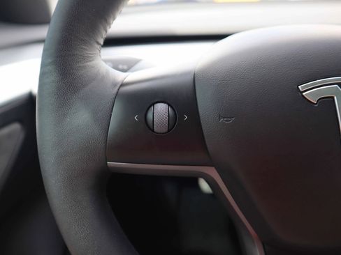 Used 2022 Tesla Model 3 Performance image 15