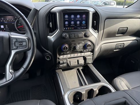 Used 2022 Chevrolet Silverado 2500 LTZ w/ LTZ Premium Package image 30