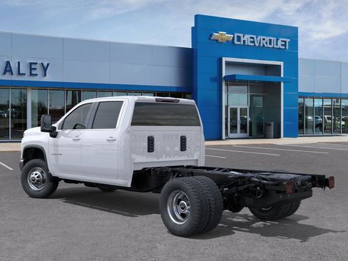 New 2025 Chevrolet Silverado 3500 W/T w/ WT Convenience Package image 44