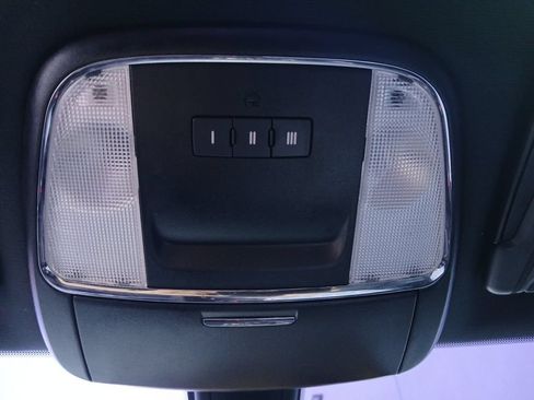 Used 2021 Dodge Charger GT w/ Blacktop Package RWD image 7