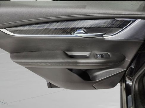 Used 2020 Cadillac XT6 Premium Luxury AWD/4WD image 34