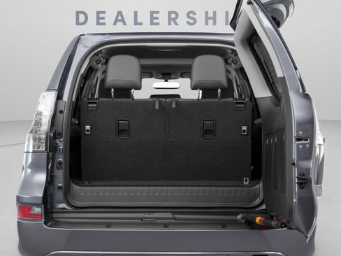 Used 2016 Lexus GX 460 w/ Premium Package AWD/4WD image 30