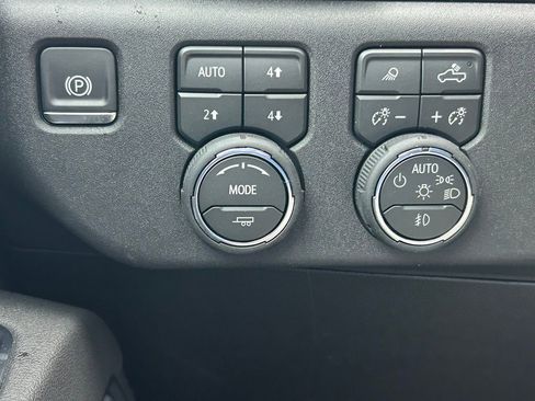 New 2026 Chevrolet Silverado 3500 High Country w/ Midnight Edition AWD/4WD image 31
