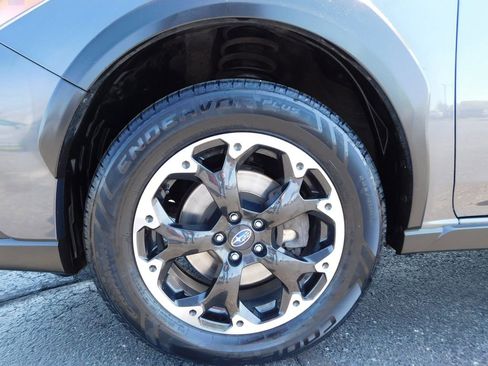 Used 2023 Subaru Crosstrek 2.0i Premium image 10