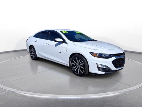 Used 2024 Chevrolet Malibu RS FWD image 2