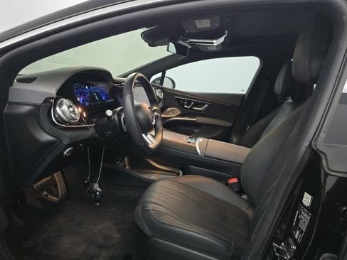 Used 2022 Mercedes-Benz EQS 580 4MATIC Sedan image 4