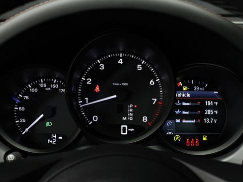 New 2026 Porsche Macan AWD/4WD image 12
