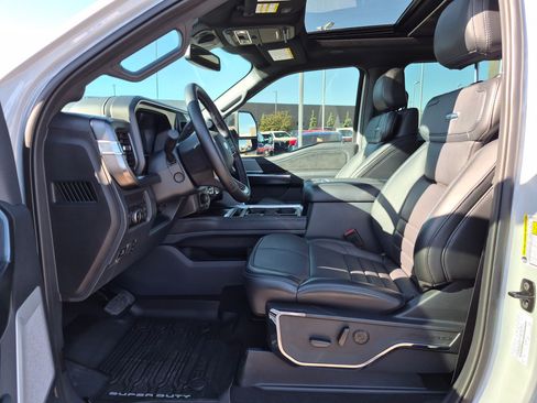 Used 2026 Ford F350 Platinum AWD/4WD image 15
