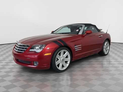 Used 2005 Chrysler Crossfire Limited RWD image 3