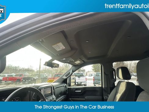 Used 2022 GMC Sierra 3500 SLE w/ SLE Convenience Package image 32