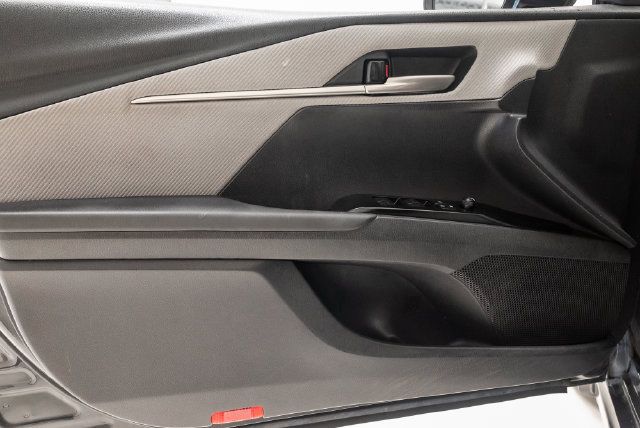 Used 2026 Toyota Camry SE FWD image 8