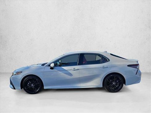 Used 2023 Toyota Camry XSE image 9