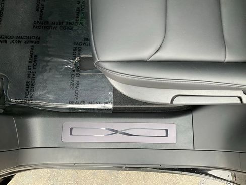 Used 2019 Tesla Model X Long Range AWD/4WD image 27