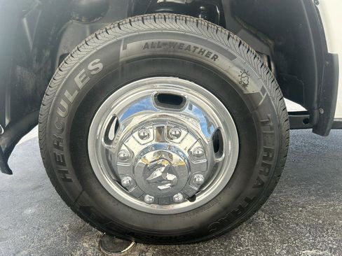 Used 2019 RAM 3500 Tradesman image 24