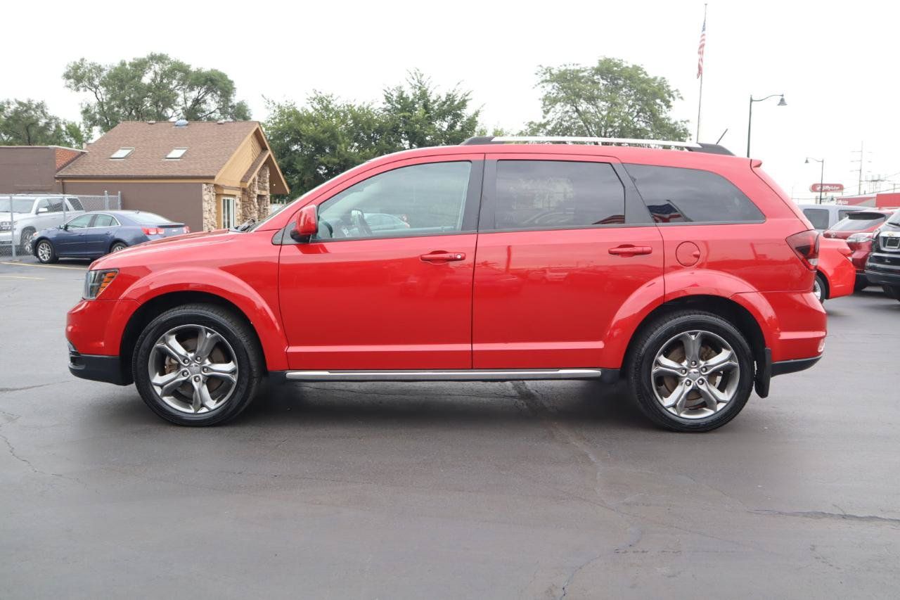 Used 2016 Dodge Journey Crossroad FWD image 2