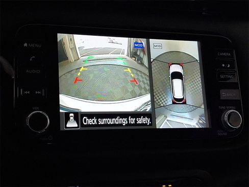 Used 2023 Nissan Kicks SR w/ SR Premium Package image 19