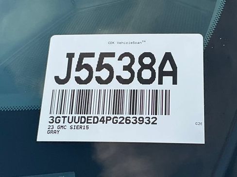 Used 2023 GMC Sierra 1500 SLT w/ SLT Convenience Package AWD/4WD image 32
