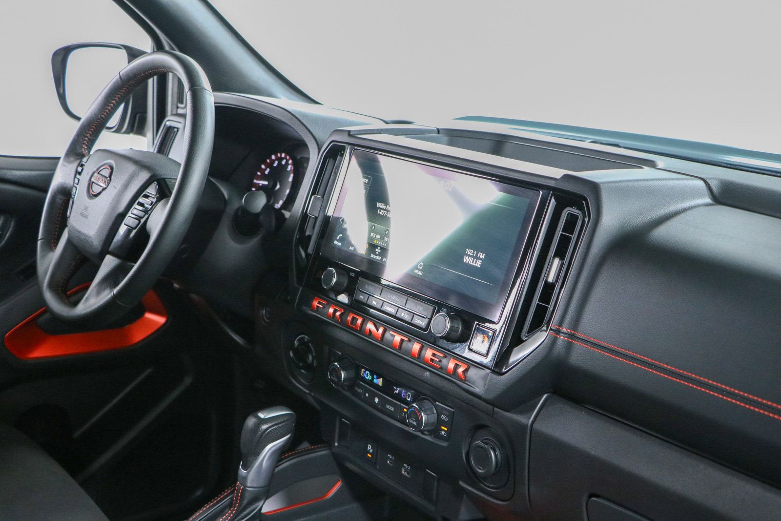 Used 2025 Nissan Frontier PRO-4X w/ Interior Protection Package AWD/4WD image 26