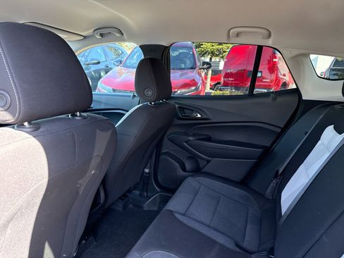 Used 2024 Chevrolet Trax LS FWD image 9