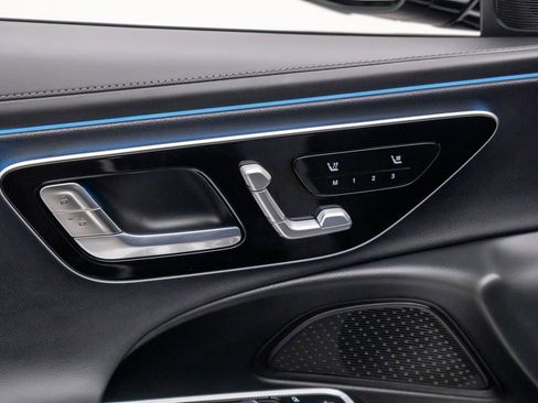 New 2026 Mercedes-Benz E 350 4MATIC Sedan image 15