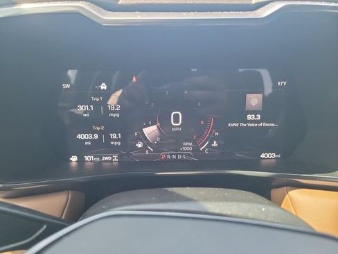 Used 2026 GMC Canyon AT4 w/ Technology Plus Package AWD/4WD image 16