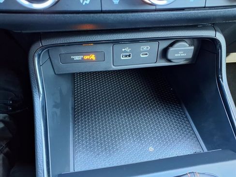 Certified 2025 Honda CR-V Sport image 9