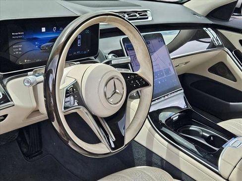 Used 2022 Mercedes-Benz S 500 4MATIC image 7