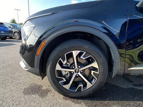 Certified 2024 Kia Sportage EX AWD/4WD image 30