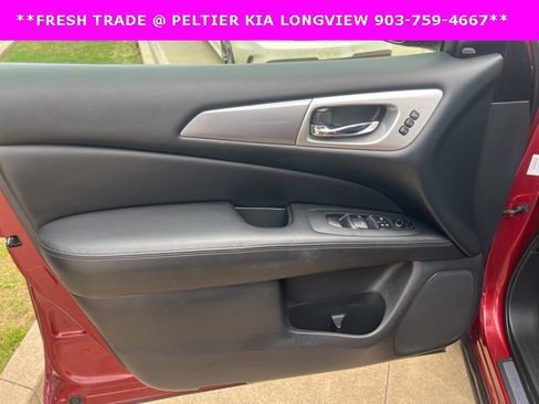 Used 2017 Nissan Pathfinder SL w/ SL Premium Package image 8