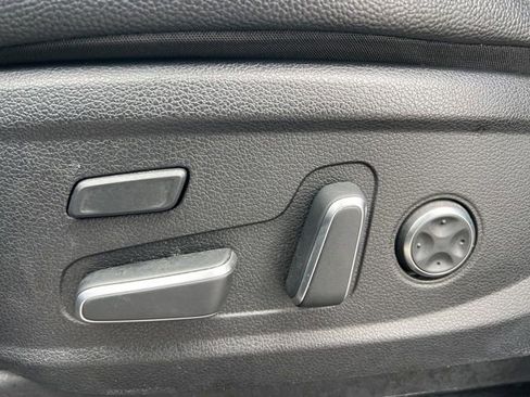 Used 2024 Hyundai Palisade Limited image 29