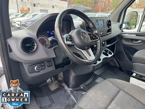 Used 2021 Mercedes-Benz Sprinter 3500 image 6