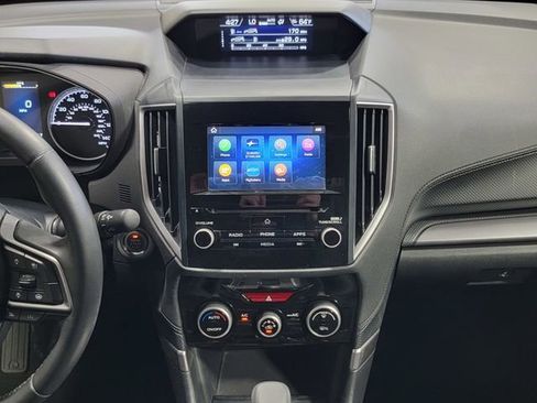 Used 2020 Subaru Forester Premium AWD/4WD image 19