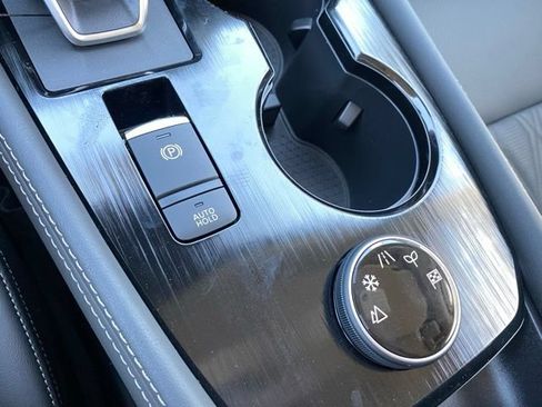 New 2026 Nissan Rogue Platinum AWD/4WD image 18