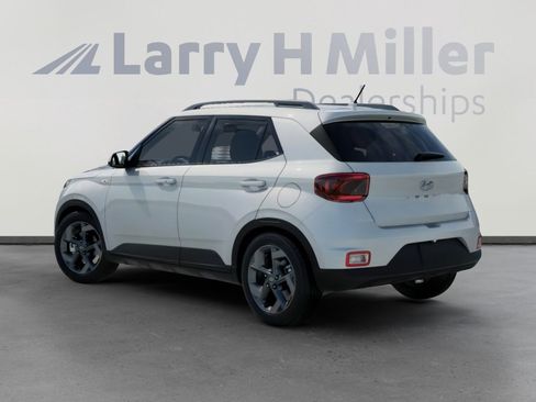 New 2026 Hyundai Venue SEL image 5