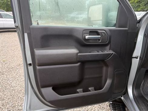 Used 2024 GMC Sierra 2500 Pro w/ Convenience Package AWD/4WD image 18