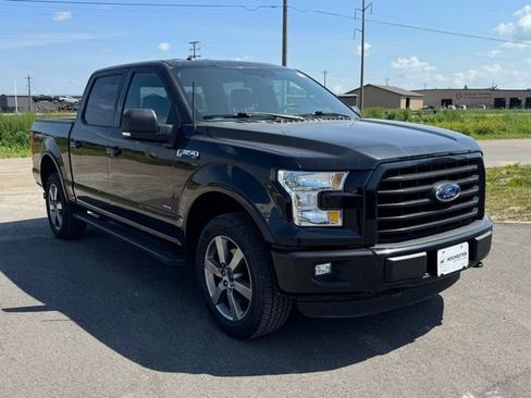 Used 2015 Ford F150 XLT w/ Equipment Group 302A Luxury AWD/4WD image 31