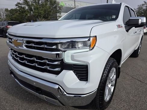 Used 2025 Chevrolet Silverado 1500 LTZ image 4