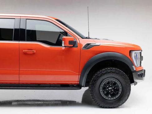 Used 2023 Ford F150 Raptor w/ Raptor Carbon Fiber Package AWD/4WD image 23