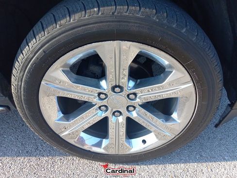 Used 2020 GMC Yukon SLT w/ Open Road Package image 2