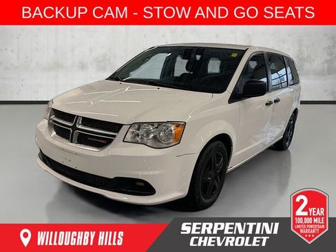 Used 2019 Dodge Grand Caravan SE image 1